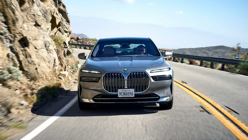 Внешний вид BMW i7