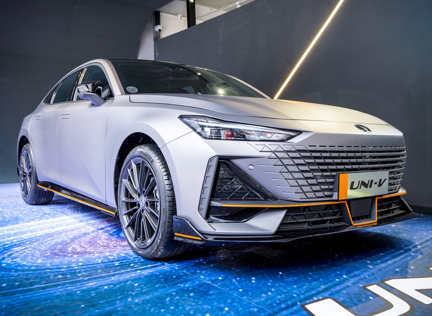 Шины для Changan UNI-V (Чанган ЮНИ-В)