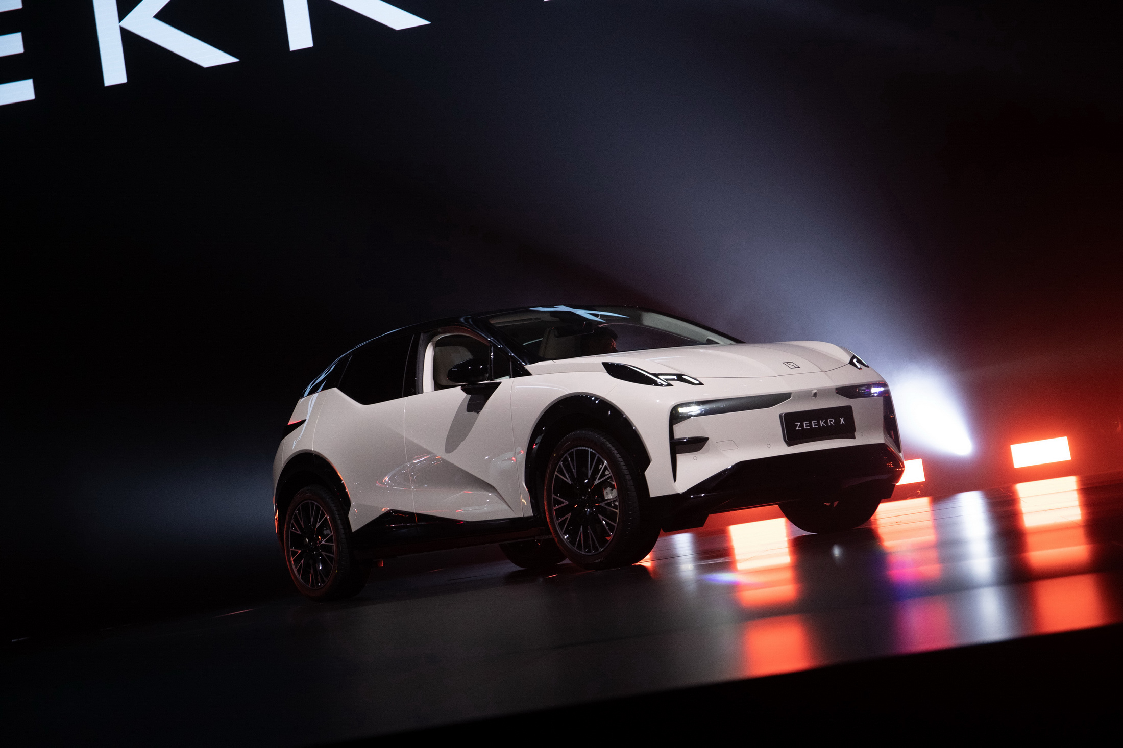 Подбор дисков для электромобиля Zeekr X (Зикр Х)