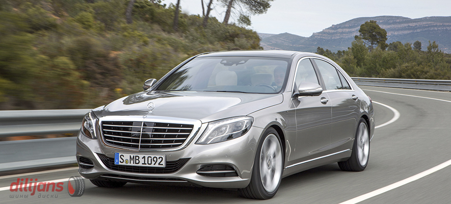 Машина Мерседес S-Class W223